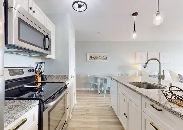 Grand #318 In With Pool And Hot Tub Access Holiday home